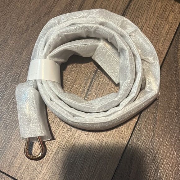 Michael Kors kellen satchel leather purse - Picture 11 of 11